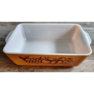 Vtg Orange Pyrex 0503 Old Orchard Fruit Brown Casserole Baking Dish 1 1/2 Qt USA